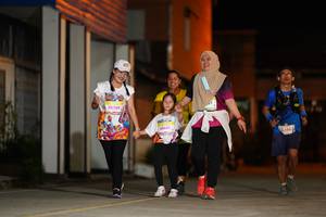 BIB: 50580, 50645, 6386, 
                            <button type="button" onclick="openModal(21743840)" class="btn btn-primary btn-sm float-right btn-popup" data-toggle="modal" data-target=".modal-high-quality">
                        <i class="fas fa-shopping-cart"></i> Add to Cart
                    </button>
                                            <button type="button" onclick="isThisMe(21743840, true)" class="btn btn-success btn-sm float-right btn-popup btn-isme hidden" data-toggle="tooltip" data-placement="bottom" title="นี่คือรูปของคุณใช่ไหม คลิกที่นี่เพื่อเอาเข้าอัลบั้ม">
                        <i class="fas fa-plus"></i> Add to album
                    </button>
                    <button type="button" onclick="isThisMe(21743840, false)" class="btn btn-warning btn-sm float-right btn-popup btn-isnotme hidden">
                        <i class="fas fa-ban"></i> Remove from album
                    </button>